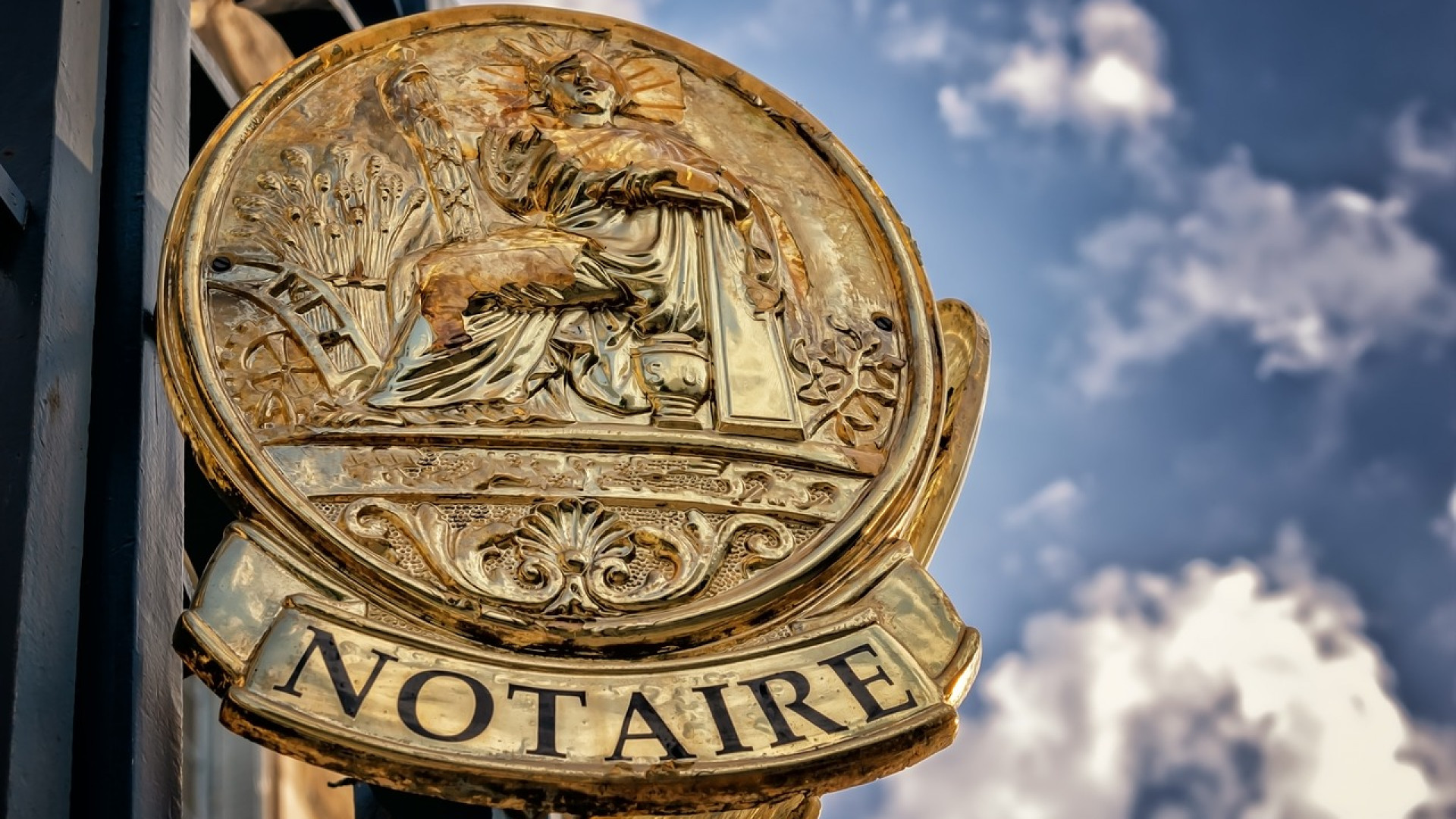 Le notaire : un agent assermenté qui rend votre achat immobilier incontestable