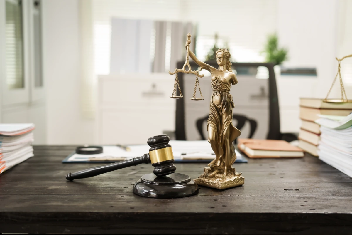 Stratégies de défense juridique en cas d'accident : protégez vos droits et obtenez réparation